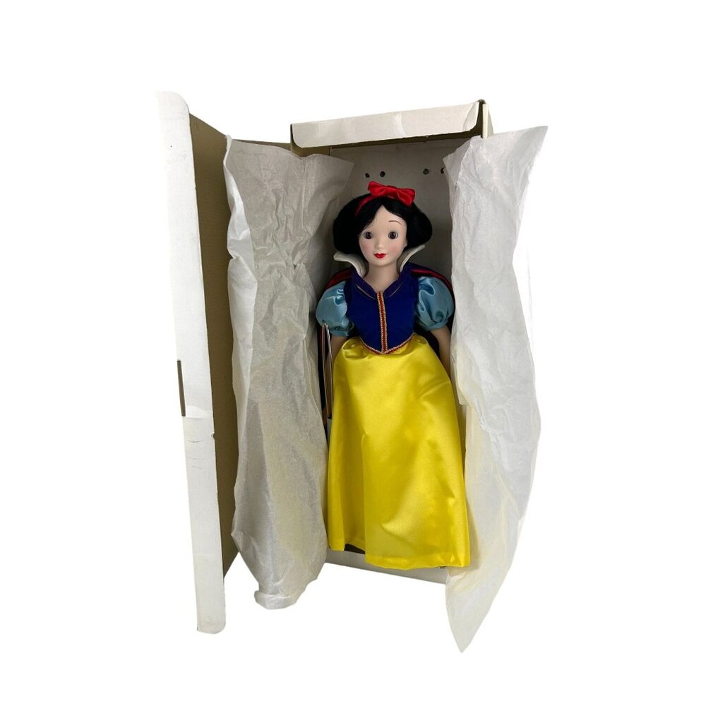 Disney Snow White Collector's Porcelain Doll 1987 Golden Anniversary Toy Collect